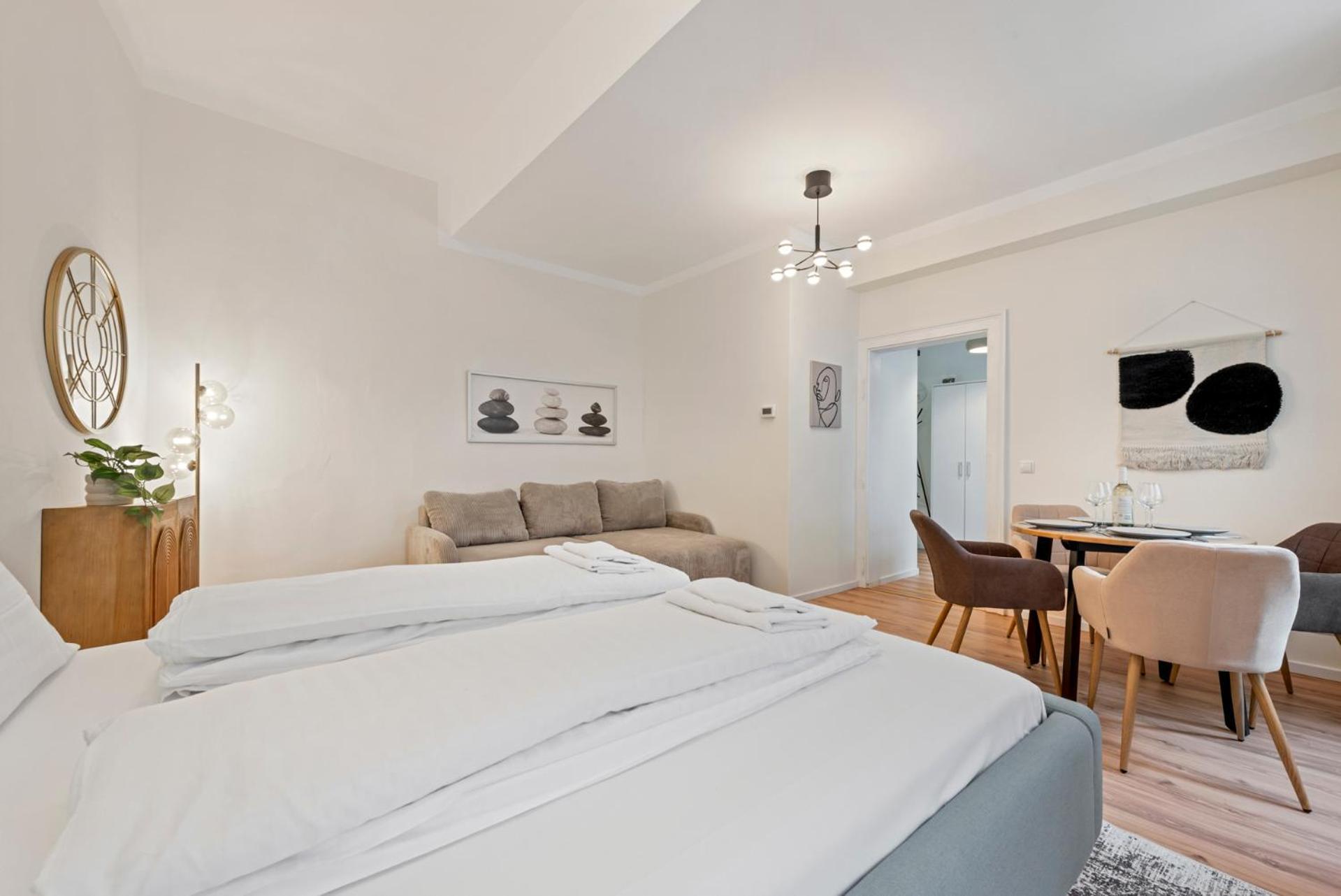 Cozy City Apartment - 15 Min To City-Centre - Contactless 24H Check-In Вена Экстерьер фото
