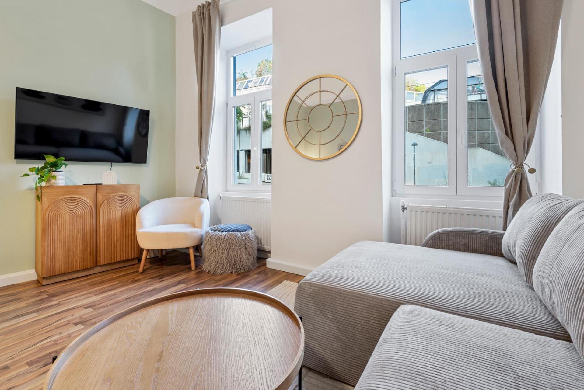Cozy City Apartment - 15 Min To City-Centre - Contactless 24H Check-In Вена Экстерьер фото