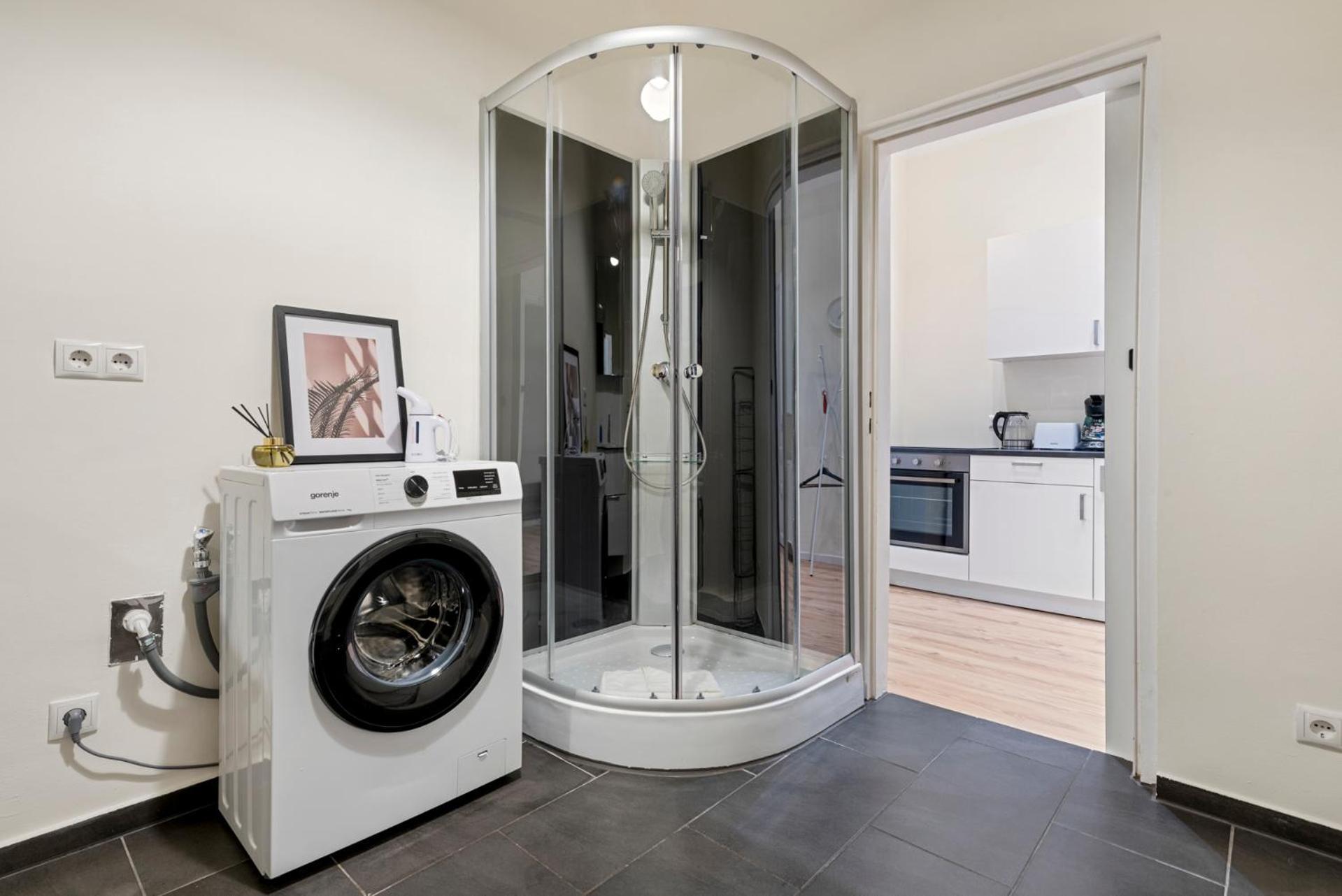 Cozy City Apartment - 15 Min To City-Centre - Contactless 24H Check-In Вена Экстерьер фото